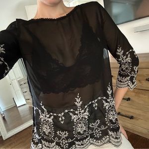 Size M Sheer Tunic Top with Embroidery Design